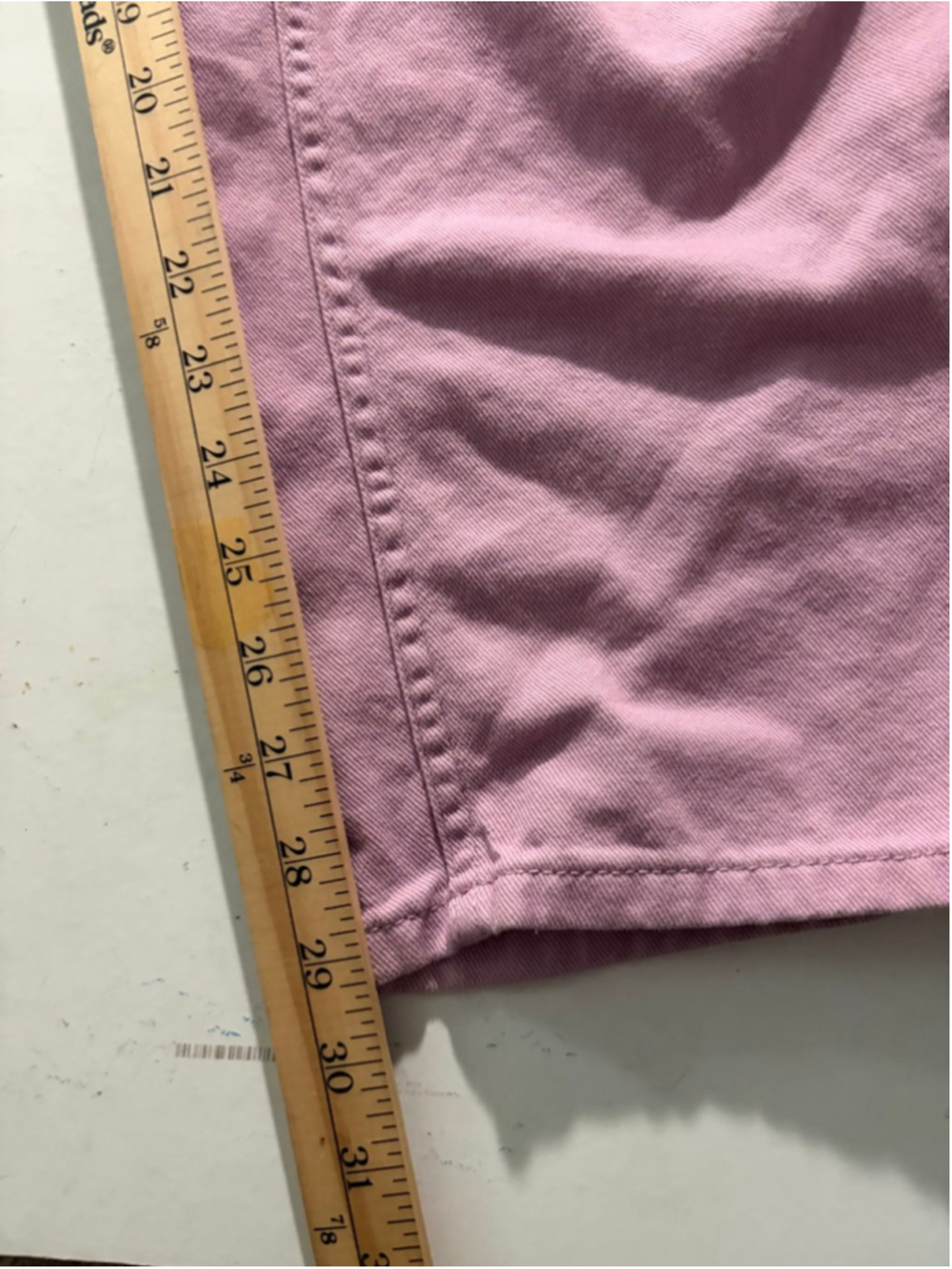 Women's H&M Pink Distressed Straight Leg Jeans Size 6
265 - Picture 3 of 9